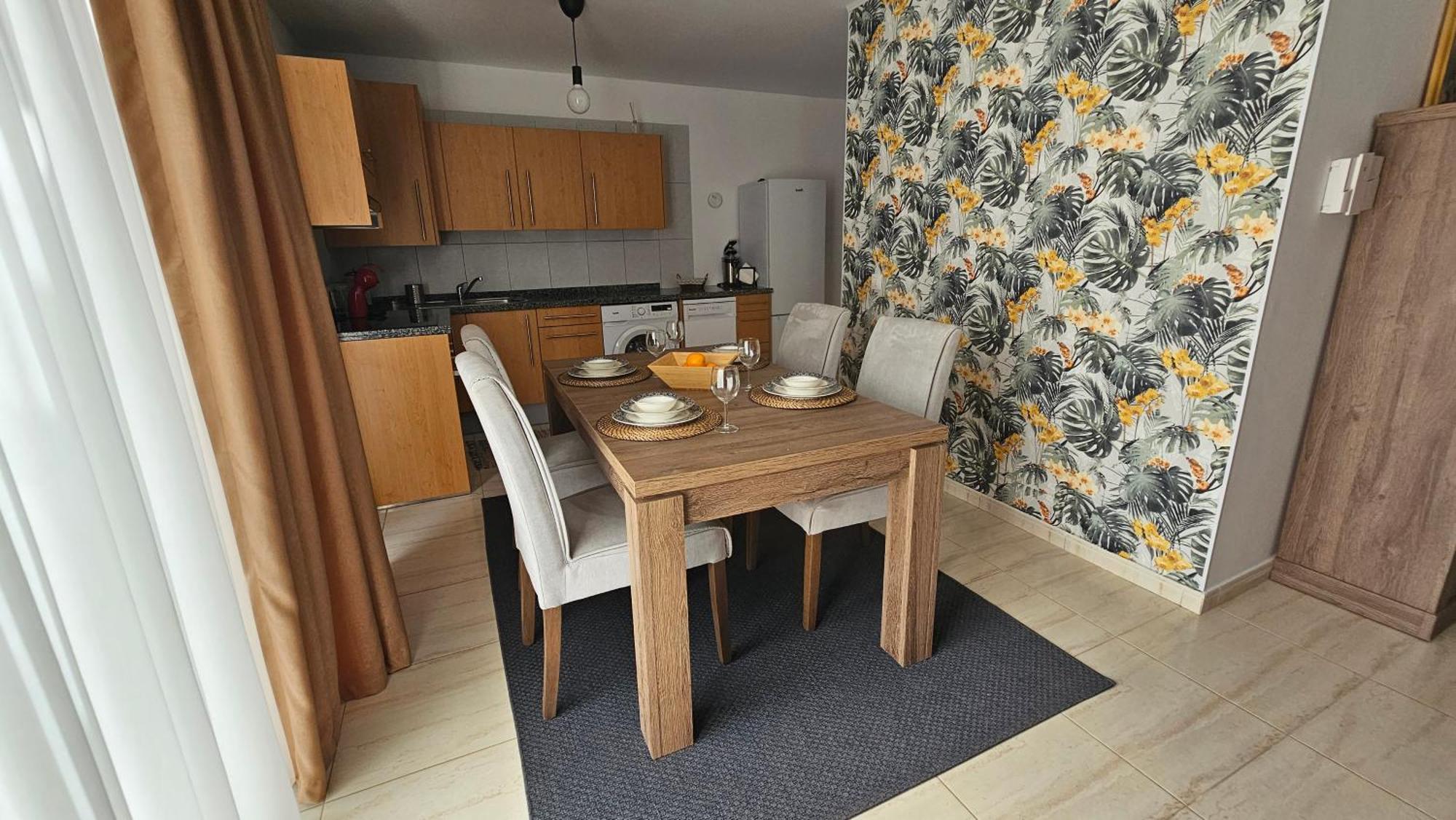 Ocean Breeze Retreat Διαμέρισμα Σαν Μιγκέλ ντε Αμπόνα Εξωτερικό φωτογραφία